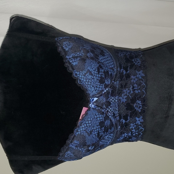 2 Adore Me Lace Demi Bras - Picture 4 of 5